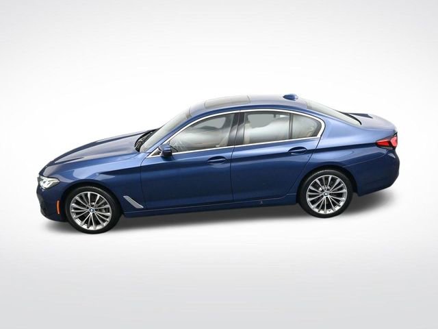Used 2022 BMW 540i xDrive w/ Premium Package image 28