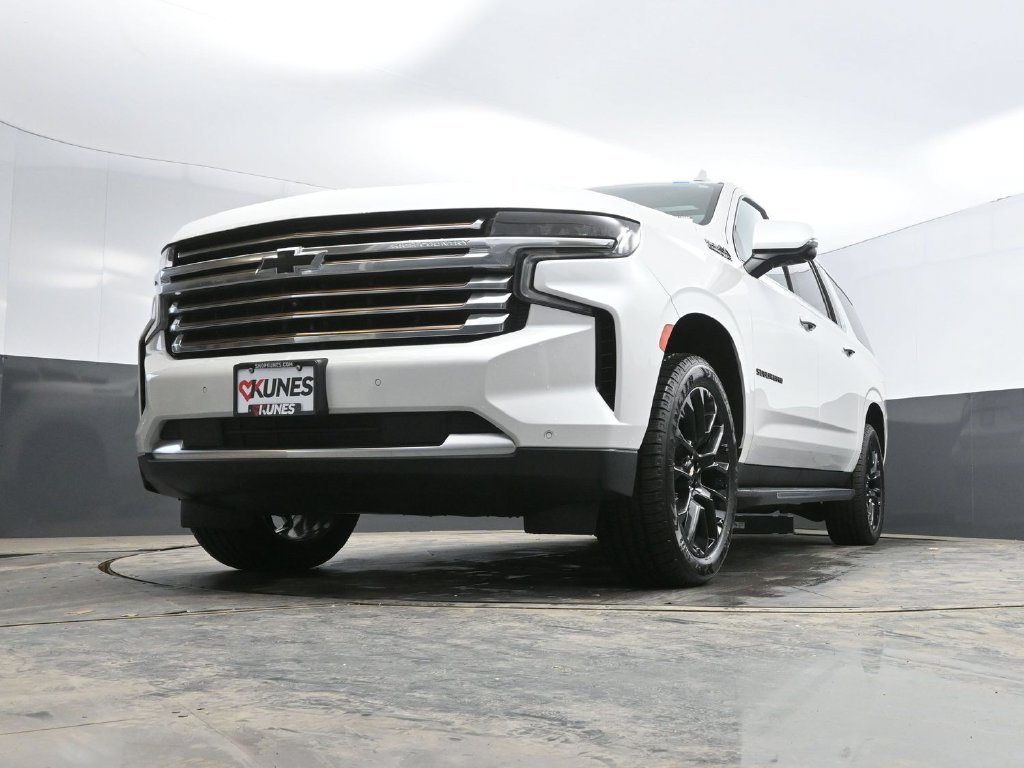 Used 2023 Chevrolet Suburban High Country w/ Max Trailering Package AWD/4WD image 33