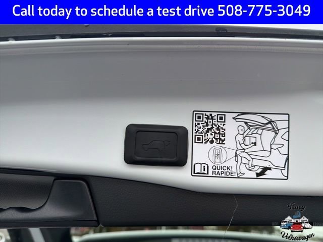Used 2023 Toyota RAV4 Limited image 23