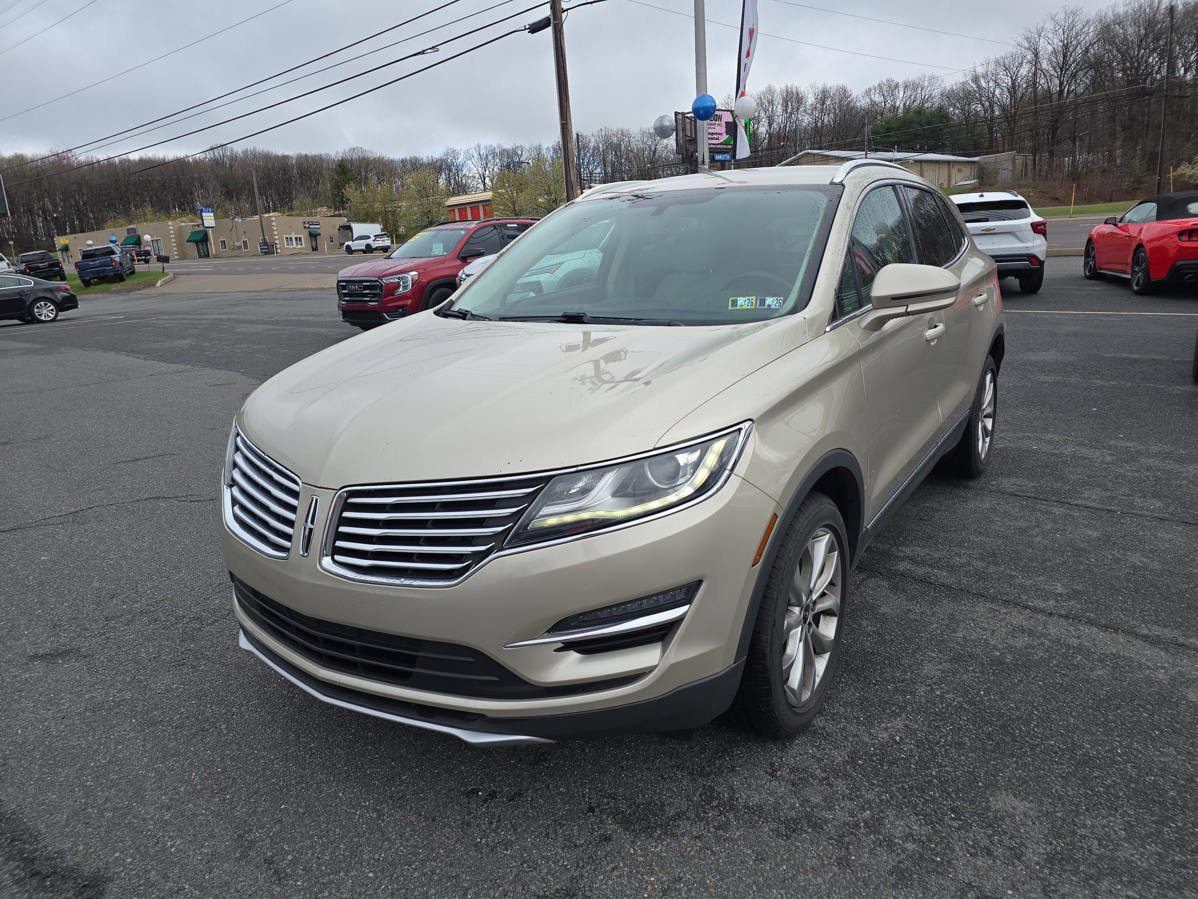 Used 2017 Lincoln MKC Select w/ Select Plus Package AWD/4WD image 9