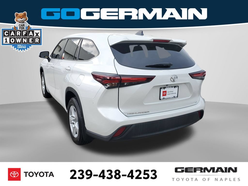 Certified 2024 Toyota Highlander LE FWD image 11