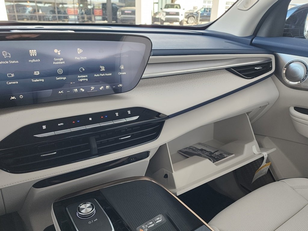 New 2026 Buick Enclave Avenir w/ Super Cruise Package image 36