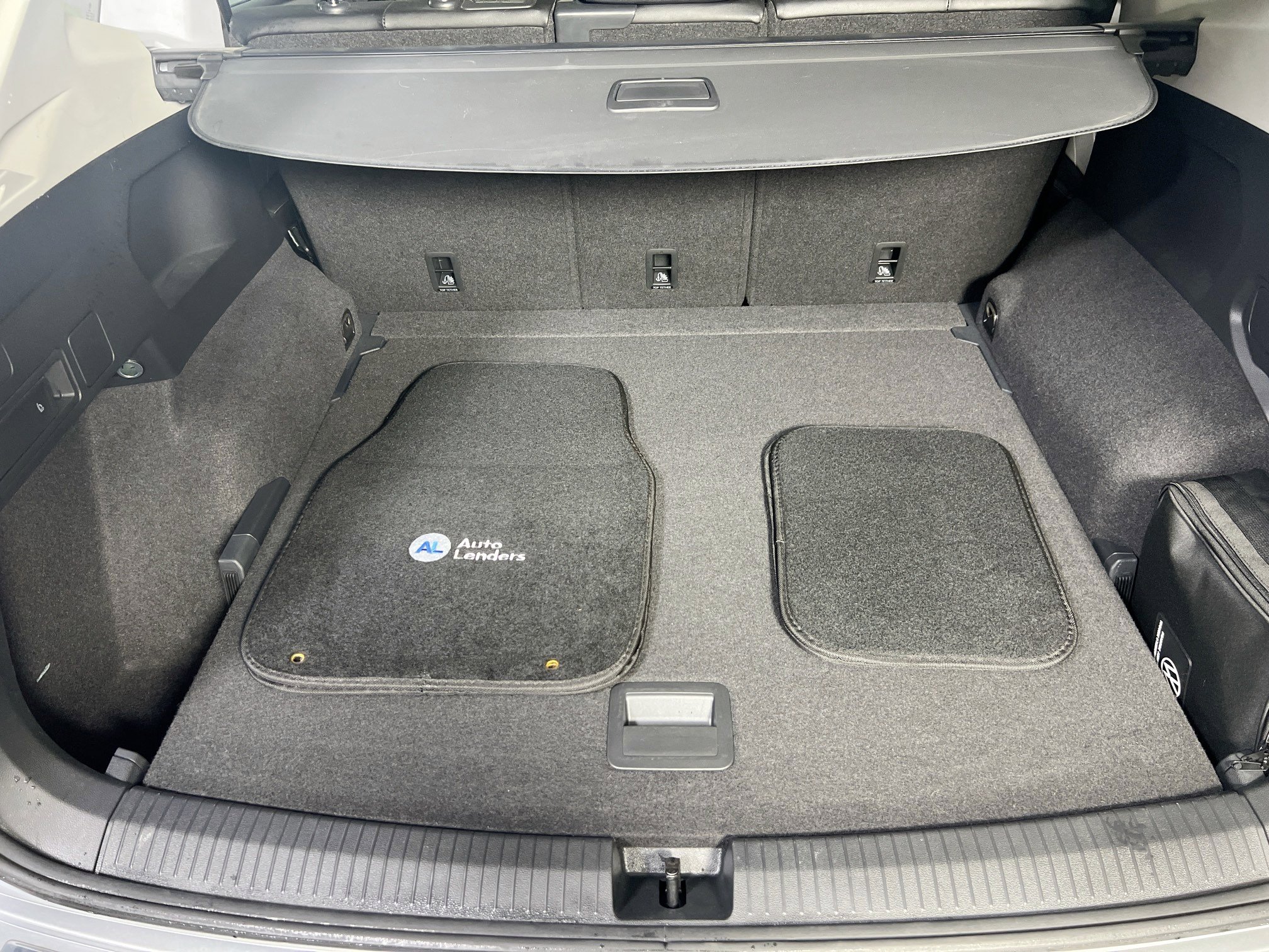 Used 2022 Volkswagen Tiguan SE image 24