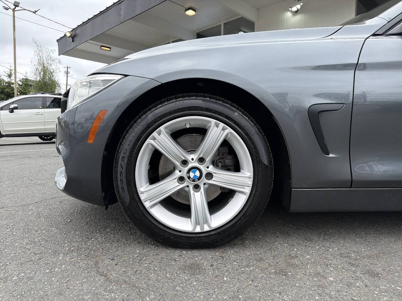 Used 2014 BMW 428i xDrive Coupe AWD/4WD image 2