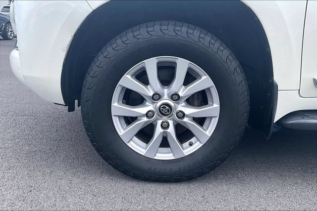 Used 2019 Toyota Land Cruiser AWD/4WD image 8