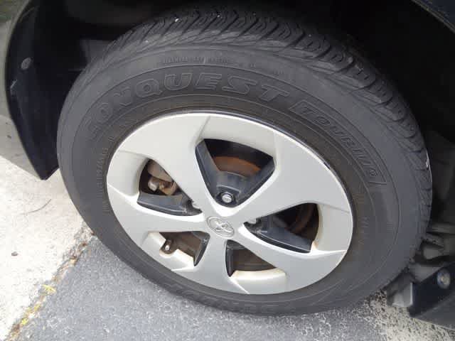 Used 2012 Toyota Prius Three FWD image 12