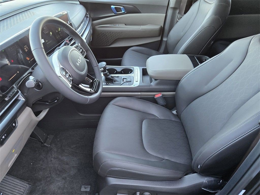 New 2026 Kia Carnival image 8