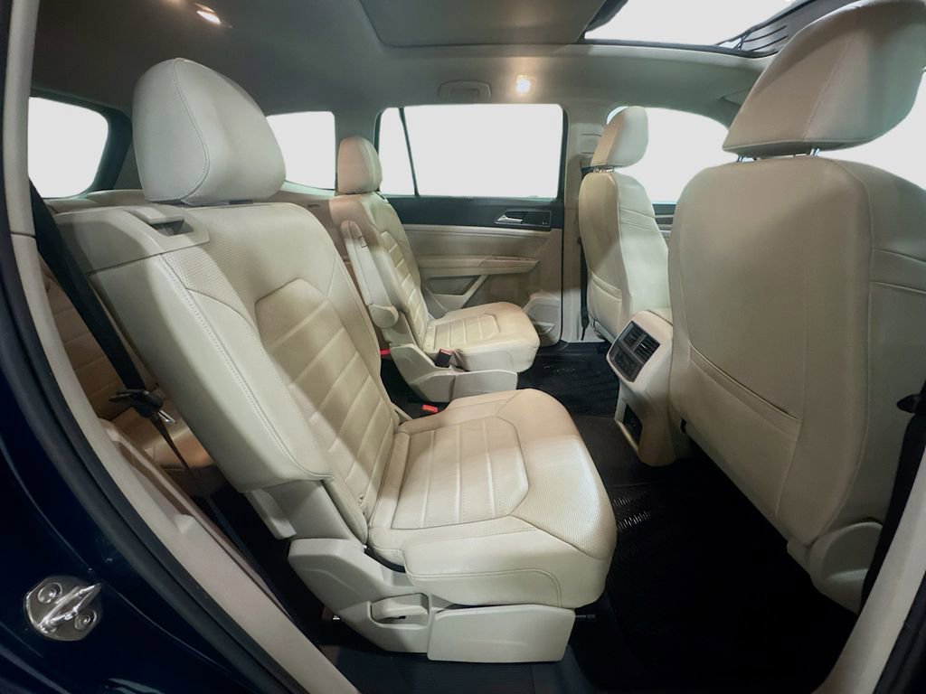 Used 2018 Volkswagen Atlas SEL Premium image 38