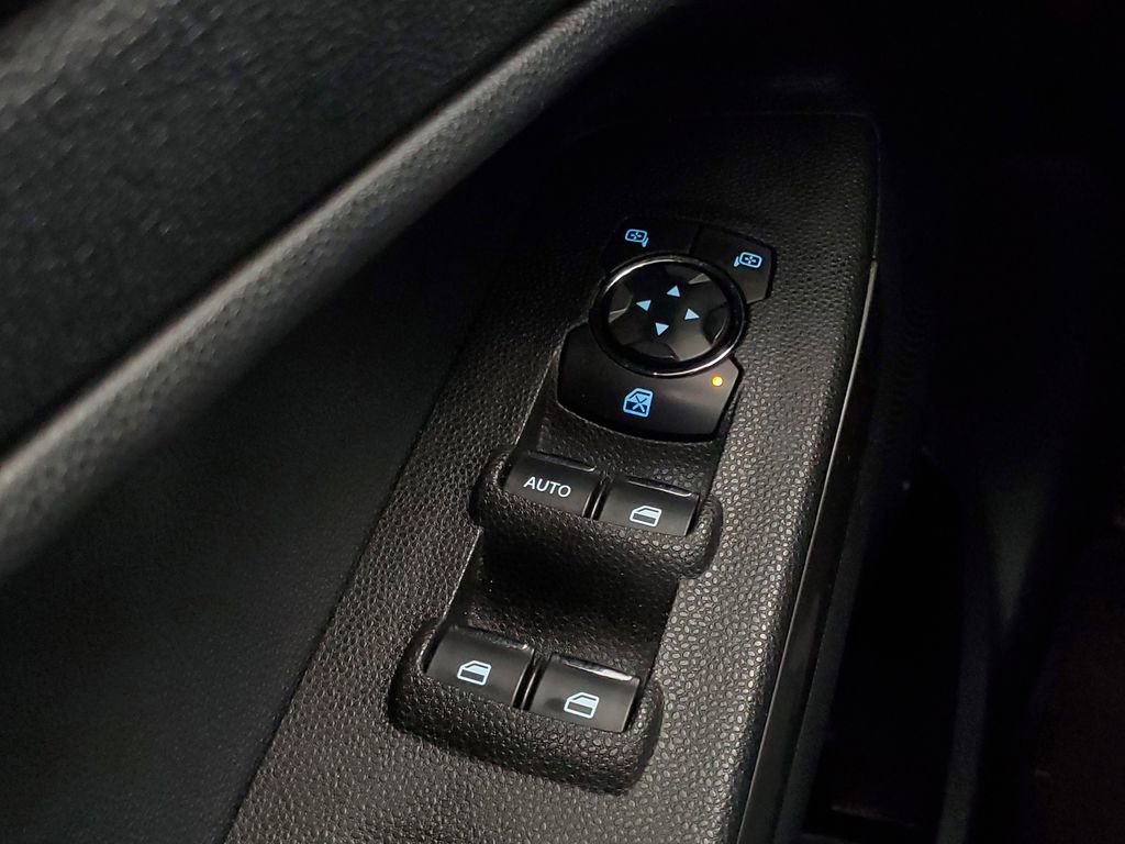 Used 2020 Ford EcoSport SE w/ SE Convenience Package FWD image 14