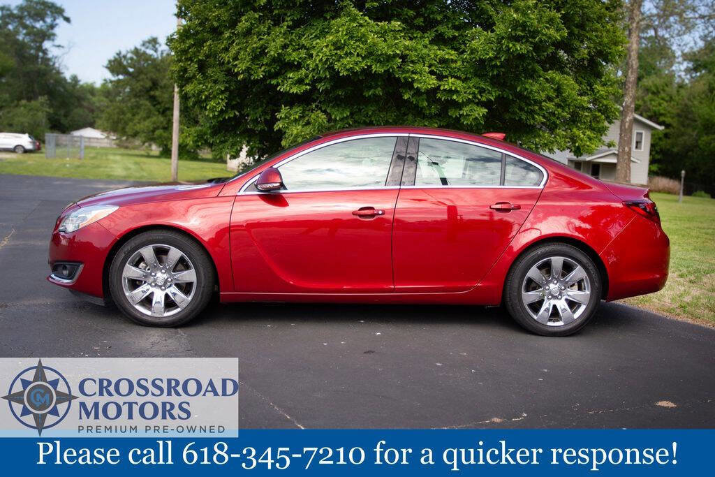 Used 2015 Buick Regal Premium w/ Experience Buick Package FWD image 3