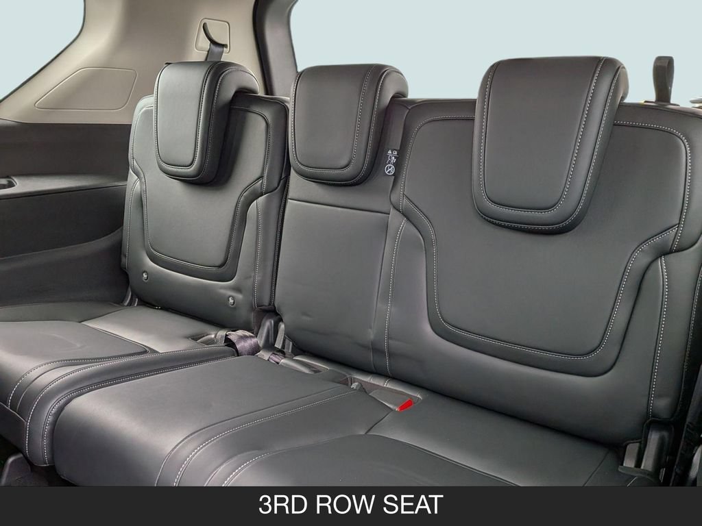 New 2026 Nissan Armada SV RWD image 25