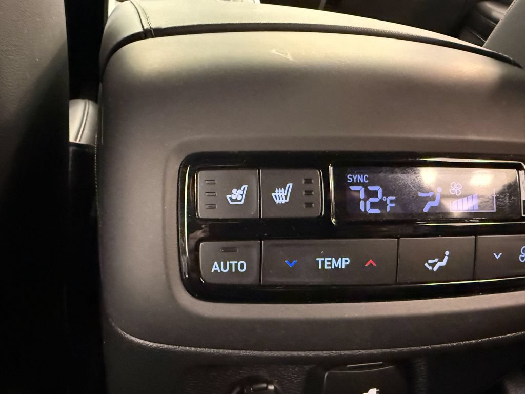 Used 2025 Hyundai Palisade Calligraphy FWD image 37