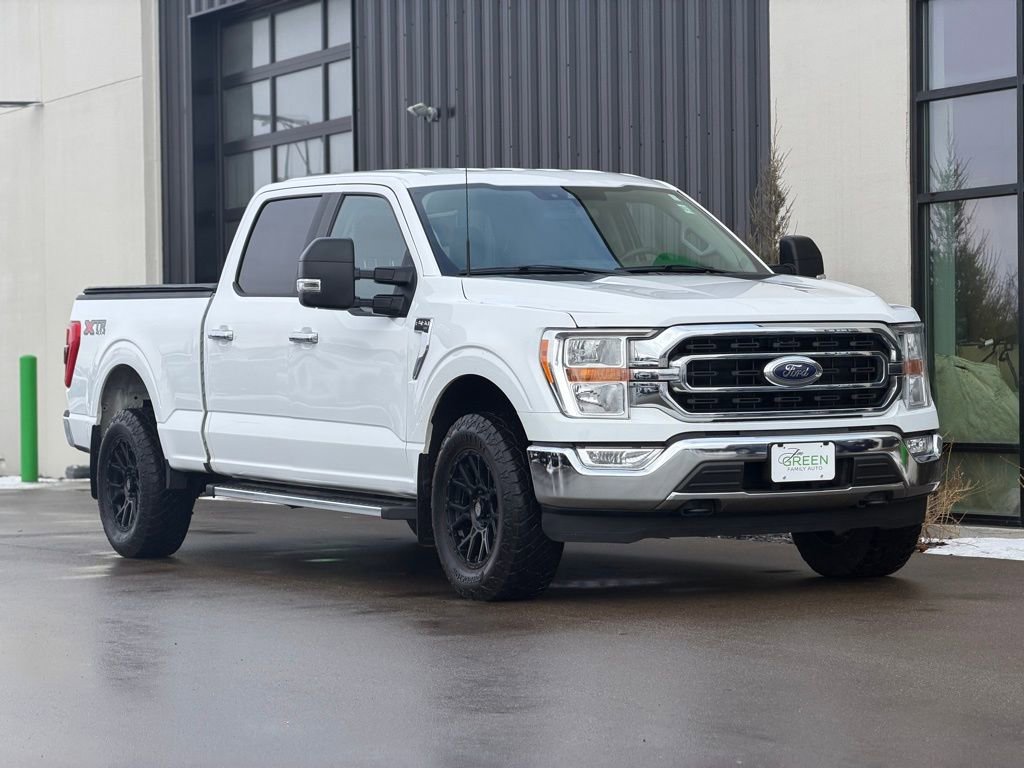 Used 2023 Ford F150 XLT w/ XTR Package image 4