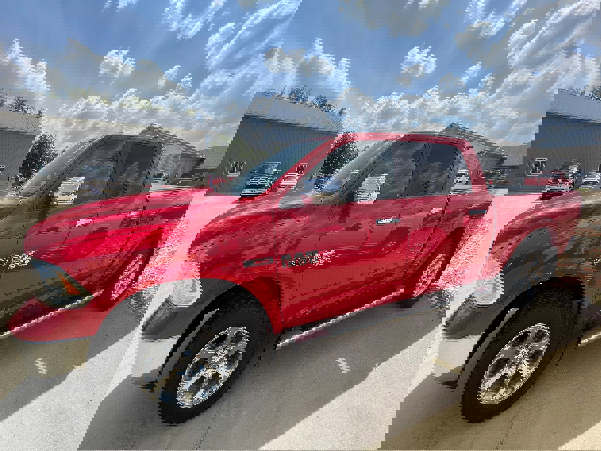 Used 2016 RAM 1500 Laramie w/ Convenience Group image 4