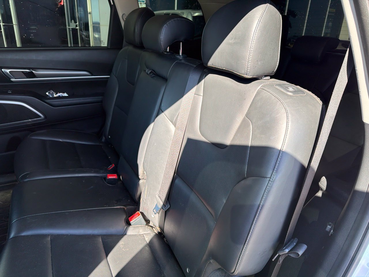 Used 2020 Kia Telluride LX AWD/4WD image 21