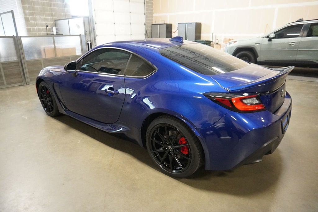 Used 2023 Toyota GR86 Premium RWD image 3