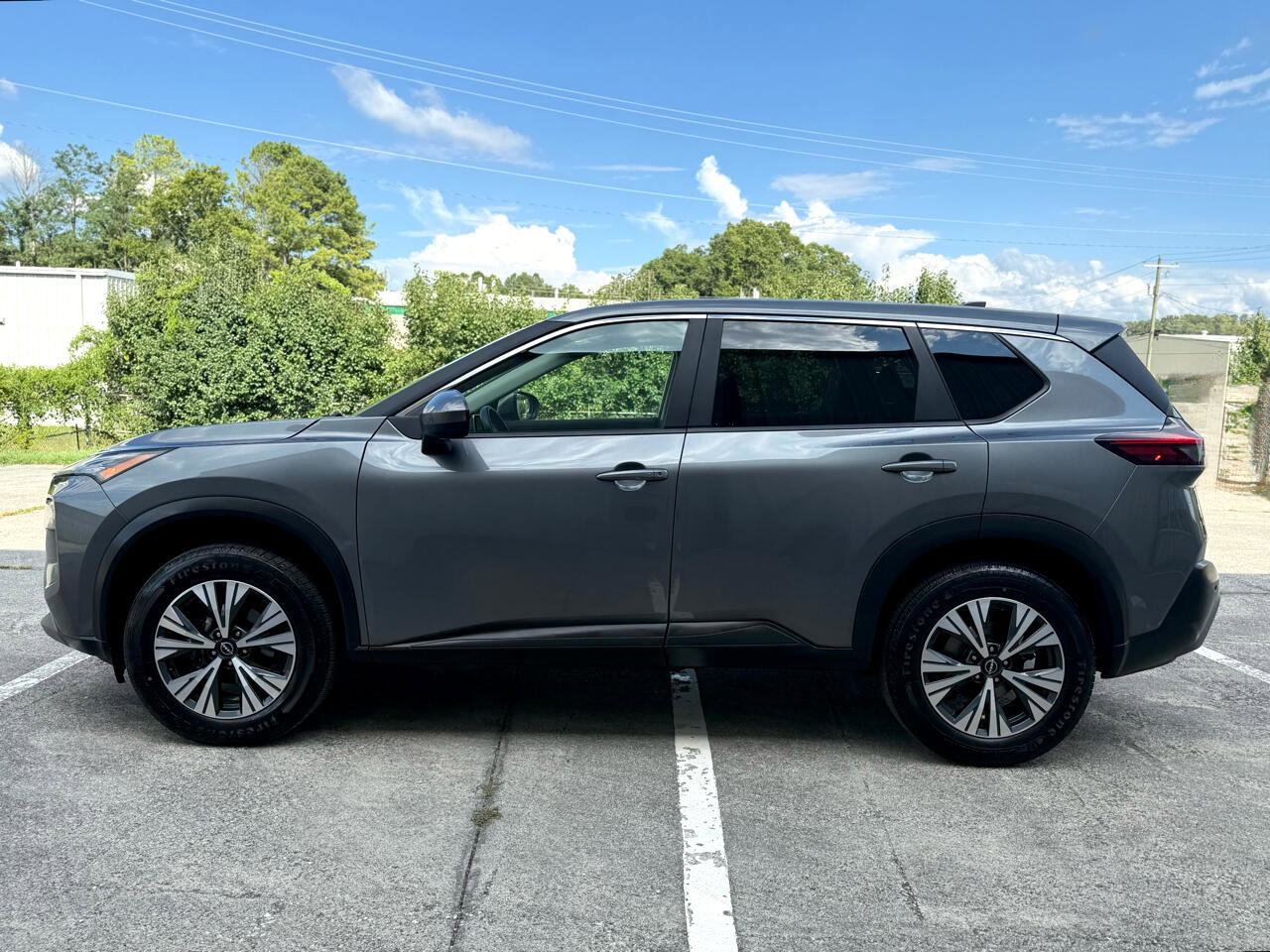Used 2023 Nissan Rogue SV image 6