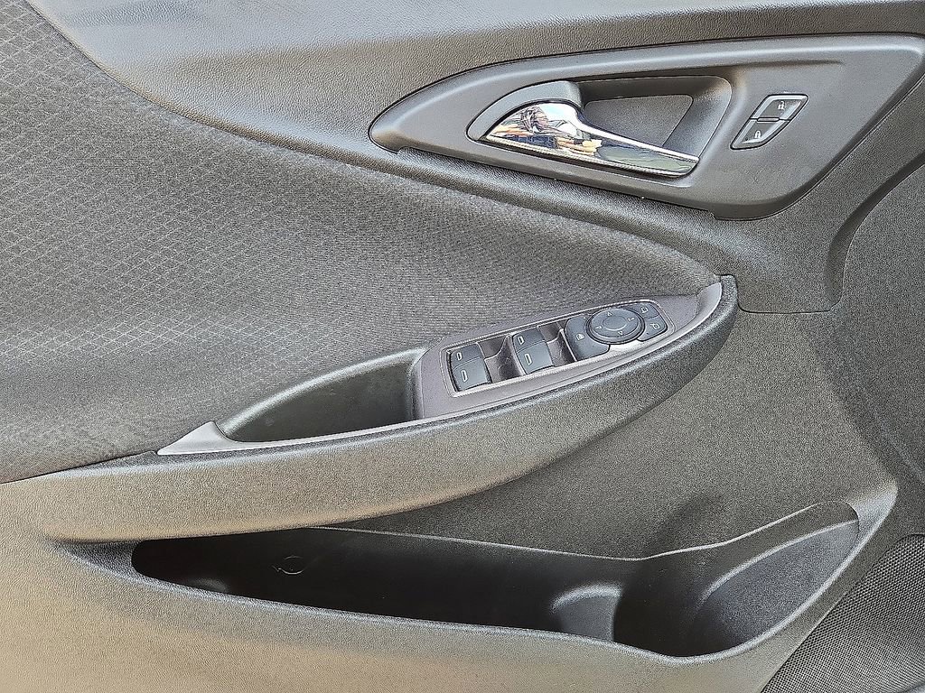 Used 2020 Chevrolet Malibu LS w/ Driver Confidence Package II image 21