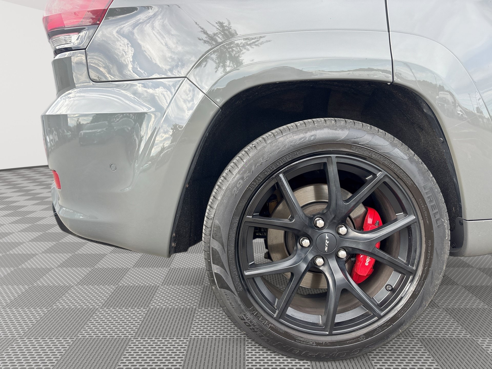 Used 2020 Jeep Grand Cherokee SRT AWD/4WD image 30