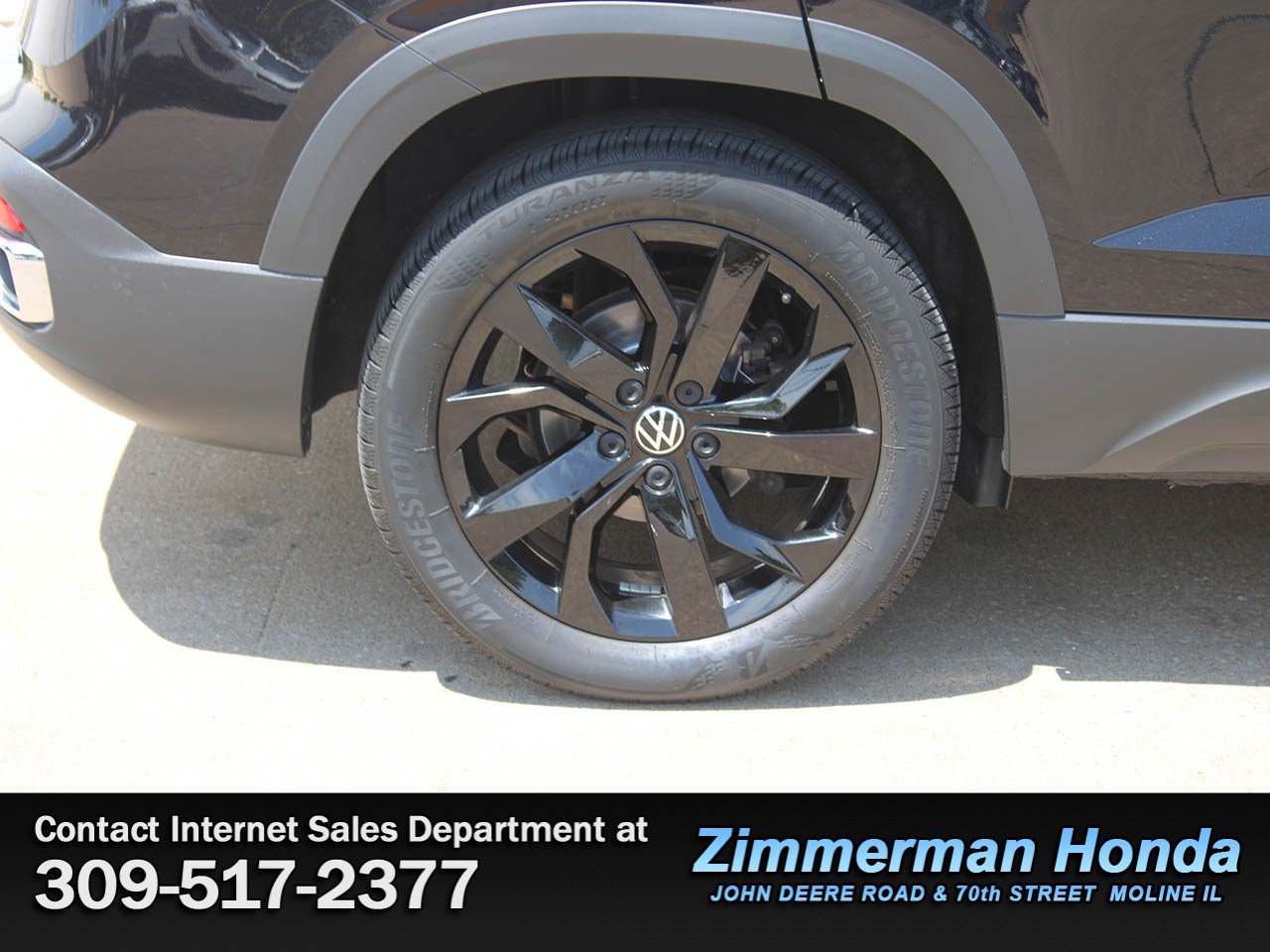 Used 2023 Volkswagen Taos SE w/ Panoramic Sunroof Package AWD/4WD image 22