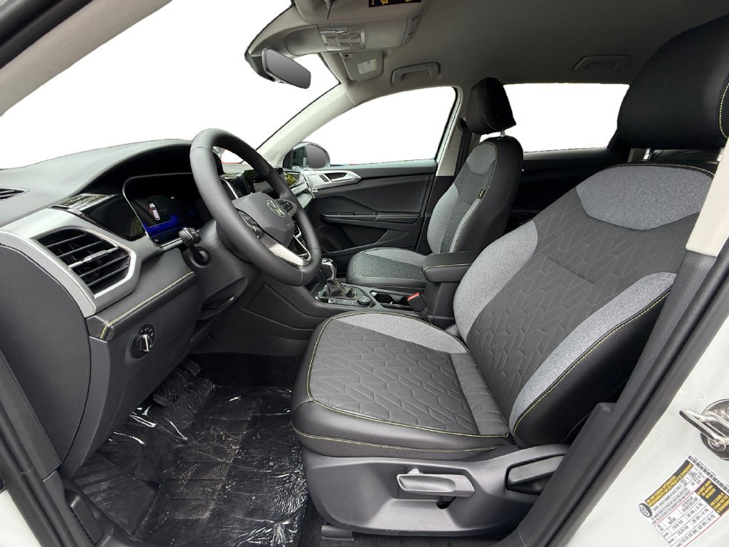 New 2027 Volkswagen Taos Sport AWD/4WD image 9