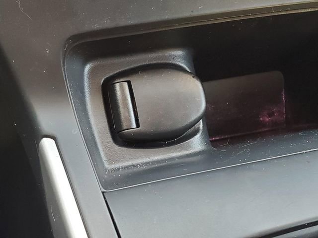 Used 2017 Nissan Sentra SV image 23