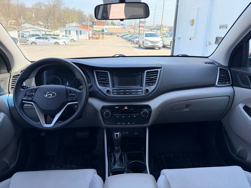Used 2018 Hyundai Tucson SE AWD/4WD image 18