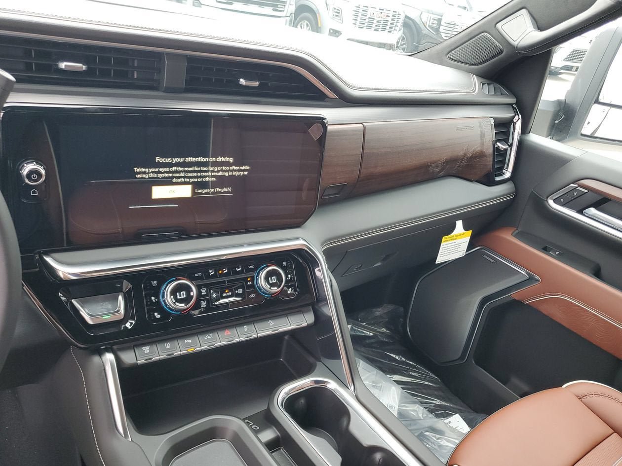 New 2026 GMC Sierra 3500 Denali Ultimate AWD/4WD image 28