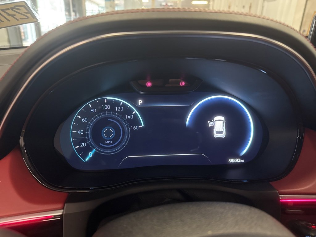 Used 2023 Genesis GV70 3.5T Sport w/ Sport Prestige Package image 18