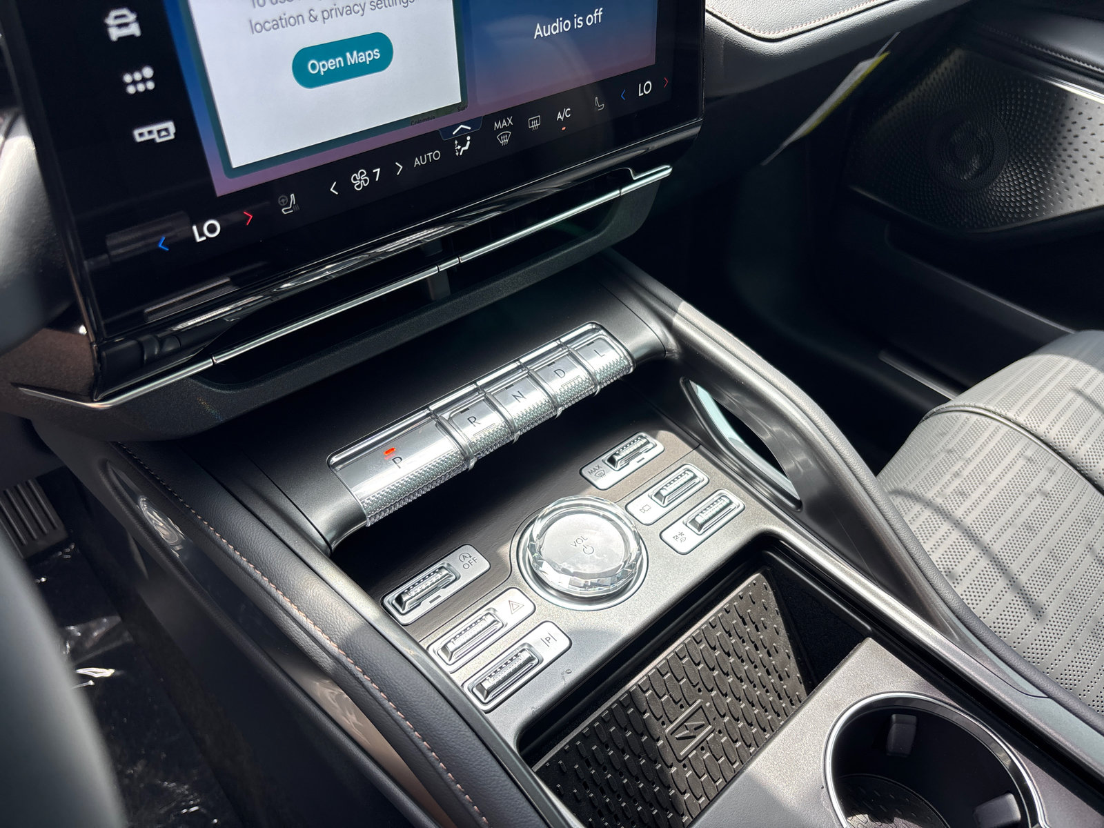 New 2026 Lincoln Nautilus Reserve AWD/4WD image 23