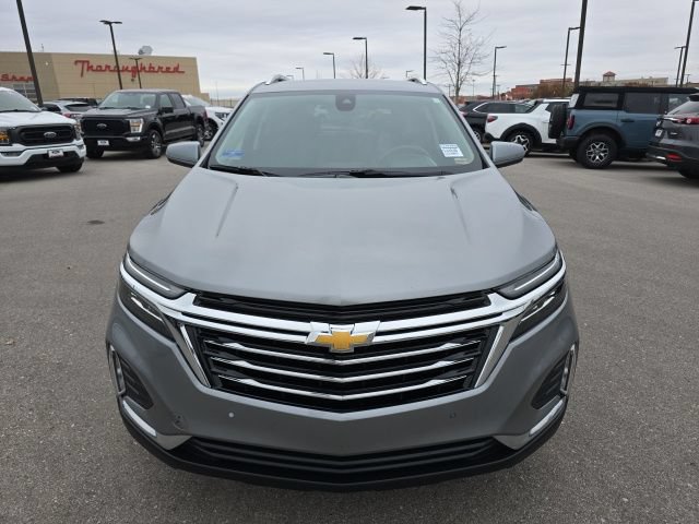 Used 2023 Chevrolet Equinox Premier AWD/4WD image 8