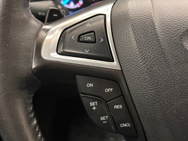 Used 2014 Ford Fusion SE w/ Equipment Group 202A FWD image 9