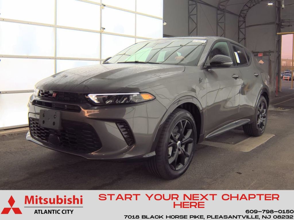 Used 2024 Dodge Hornet R/T w/ R/T Blacktop Package image 1