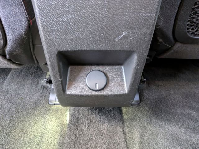 Used 2017 Chevrolet Equinox LT image 25