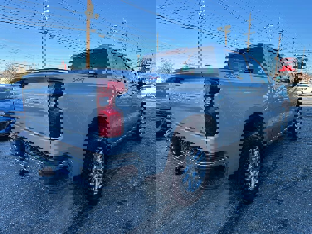 Used 2022 Chevrolet Silverado 1500 LT image 7