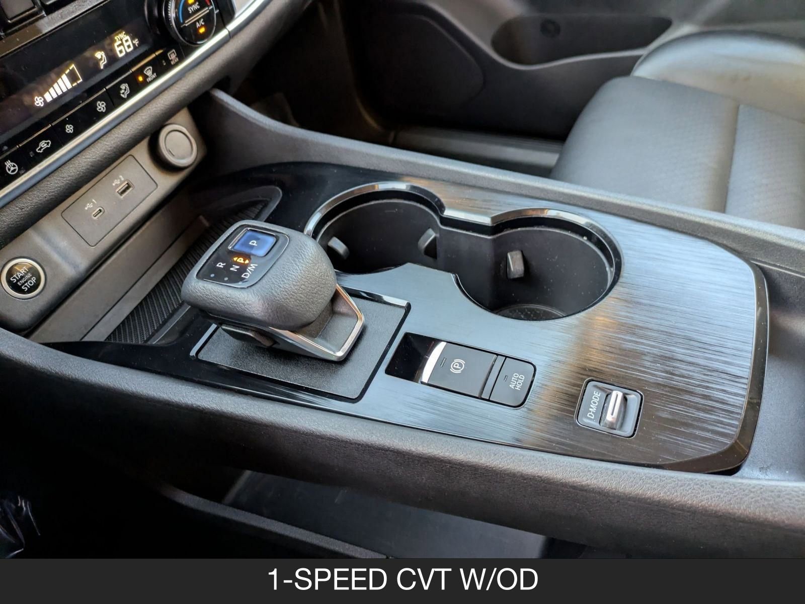 Used 2021 Nissan Rogue SV w/ Premium Package image 16