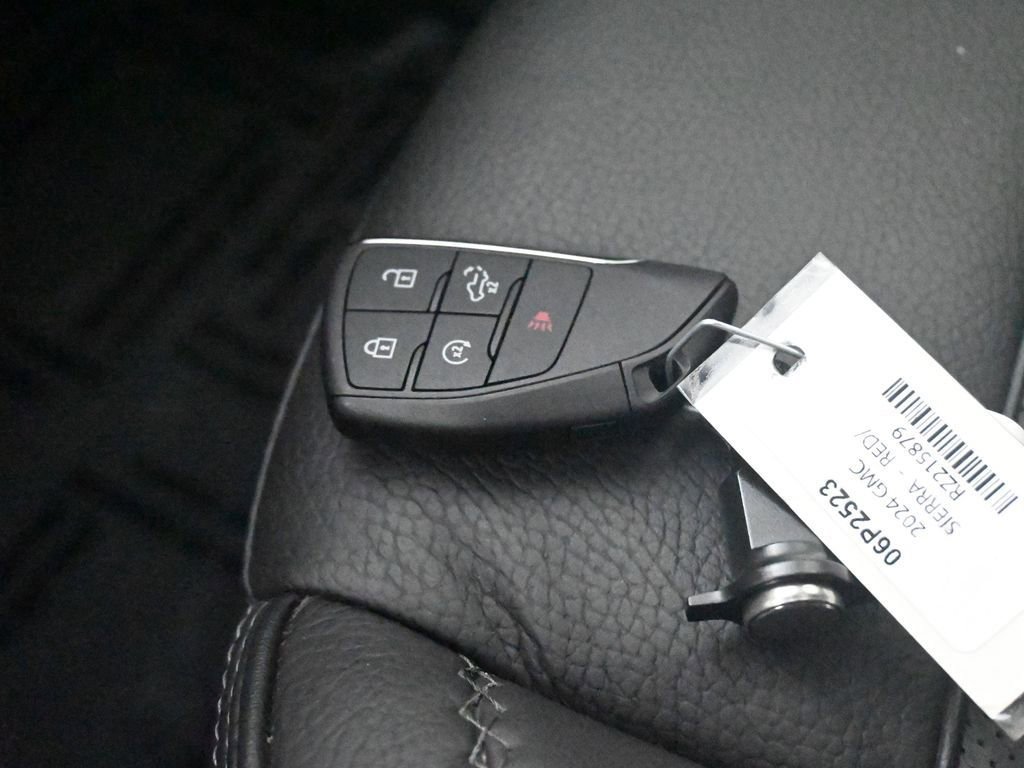 Used 2024 GMC Sierra 1500 Denali w/ Denali Reserve Package image 31