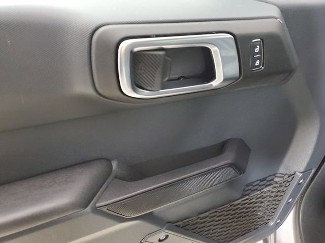 Used 2025 Ford Bronco Big Bend image 18