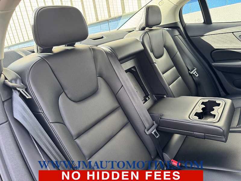 Used 2020 Volvo S60 T6 Momentum w/ Premium Package AWD/4WD image 19