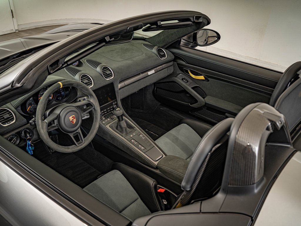 Certified 2025 Porsche 718 Boxster Spyder RS image 28