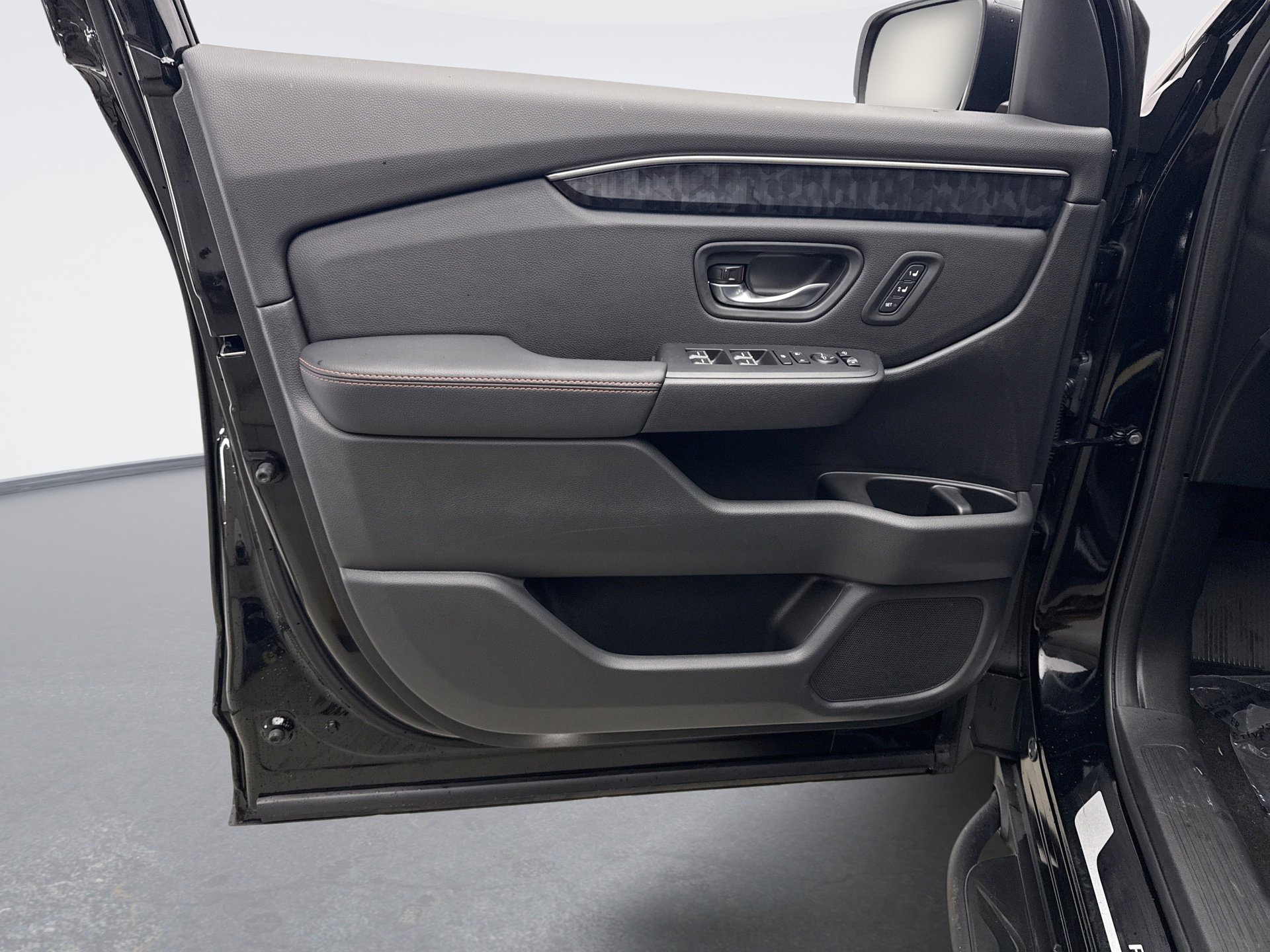 Used 2026 Honda Passport TrailSport Elite image 9