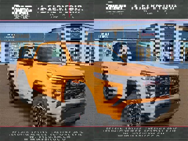 New 2026 GMC Canyon AT4 w/ AT4 Premium Package image 1