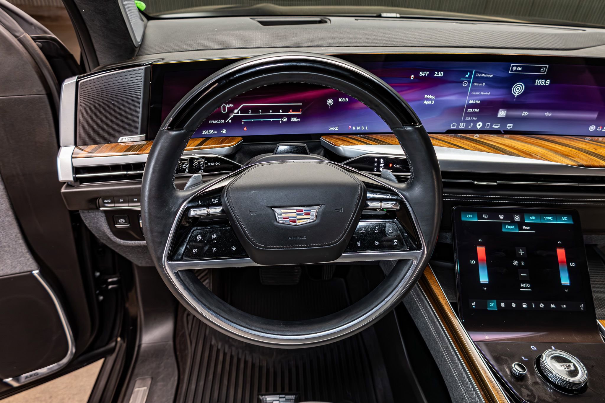 Used 2025 Cadillac Escalade Sport Platinum image 16