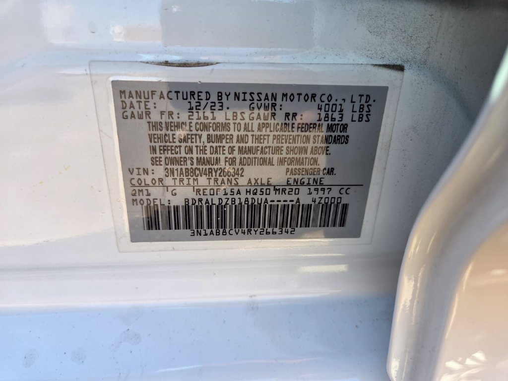Used 2024 Nissan Sentra SV FWD image 32