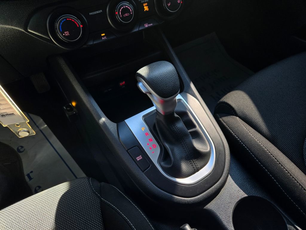 Used 2024 Kia Forte LX image 23