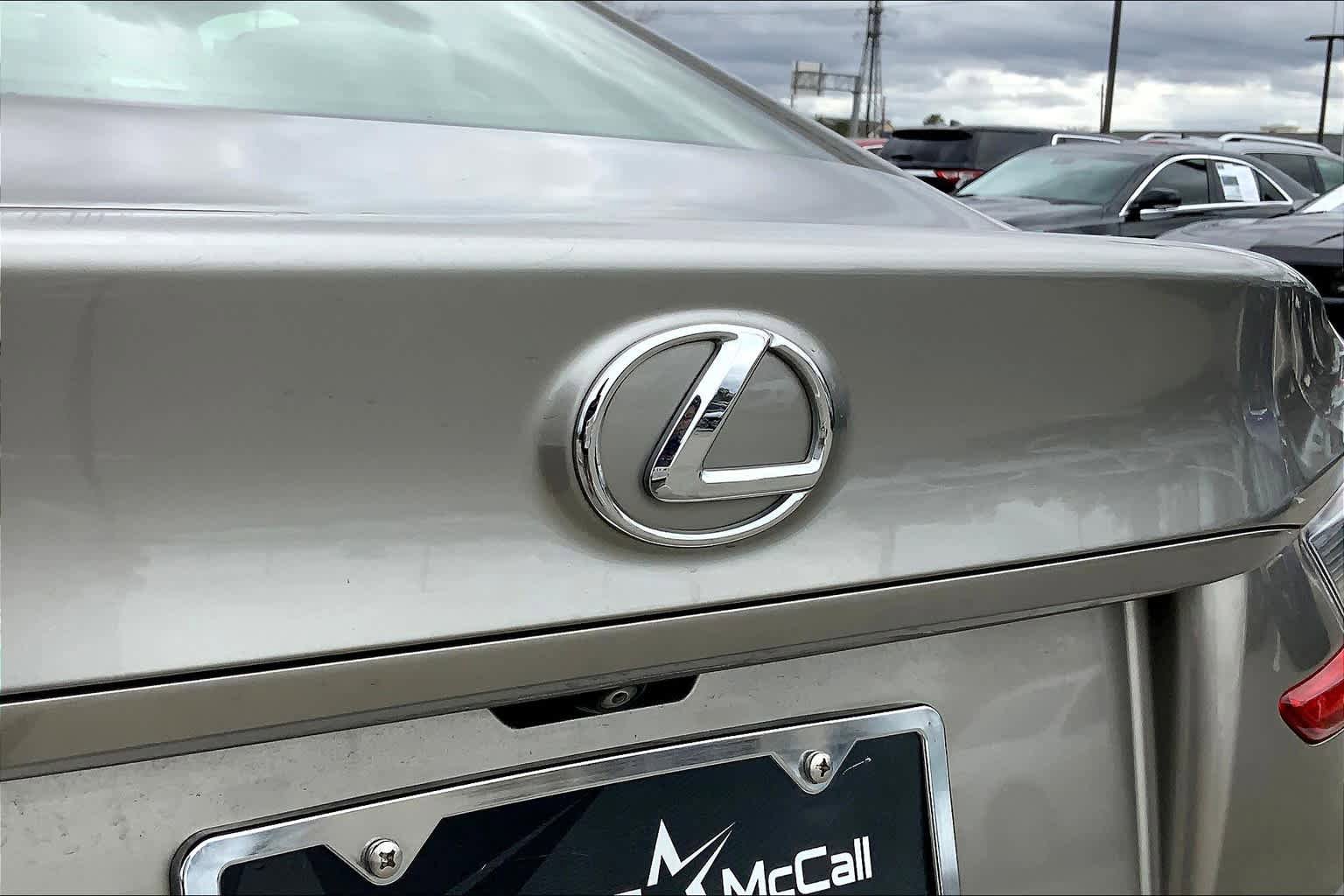 Used 2015 Lexus RC 350 w/ Luxury Package image 31
