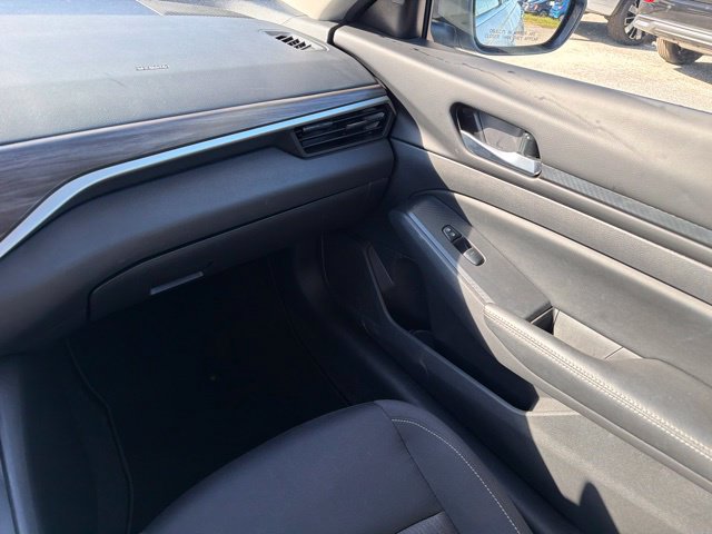 Used 2025 Nissan Altima 2.5 SV AWD/4WD image 20
