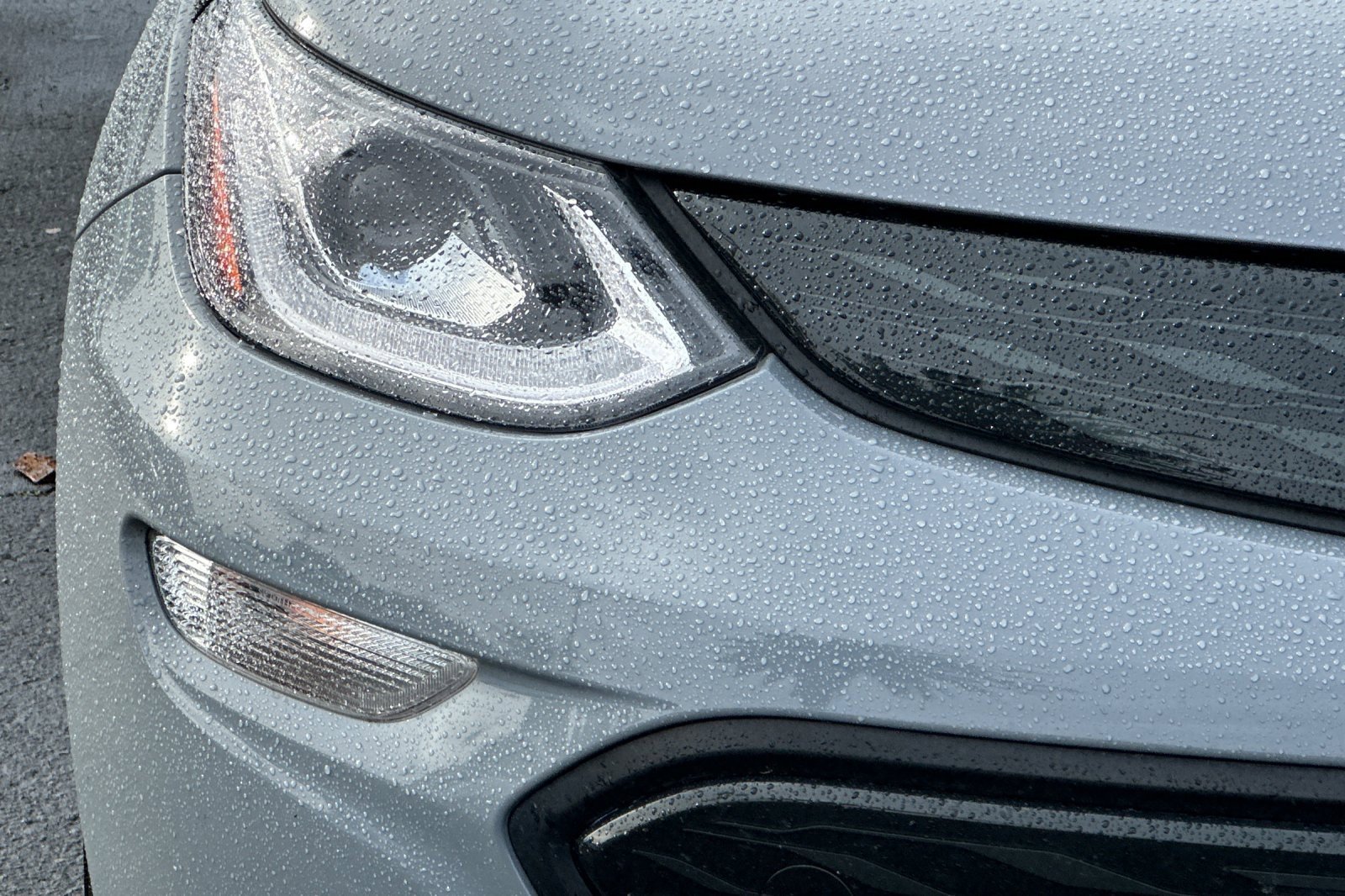 Used 2019 Chevrolet Bolt Premier w/ Infotainment Package image 45