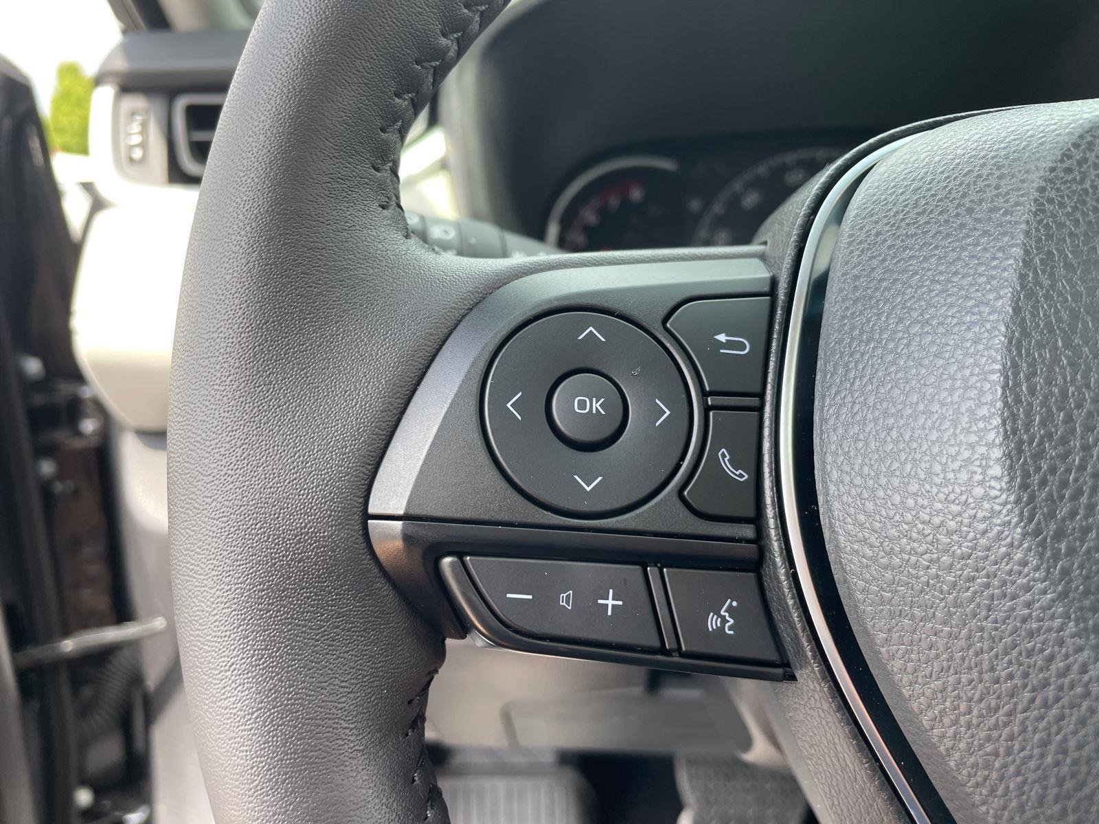 Certified 2025 Toyota RAV4 XLE Premium image 20