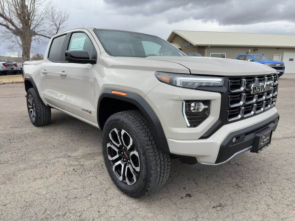 New 2026 GMC Canyon AT4 w/ AT4 Premium Package AWD/4WD image 1